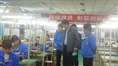北京通號(hào)一行人員到公司考察